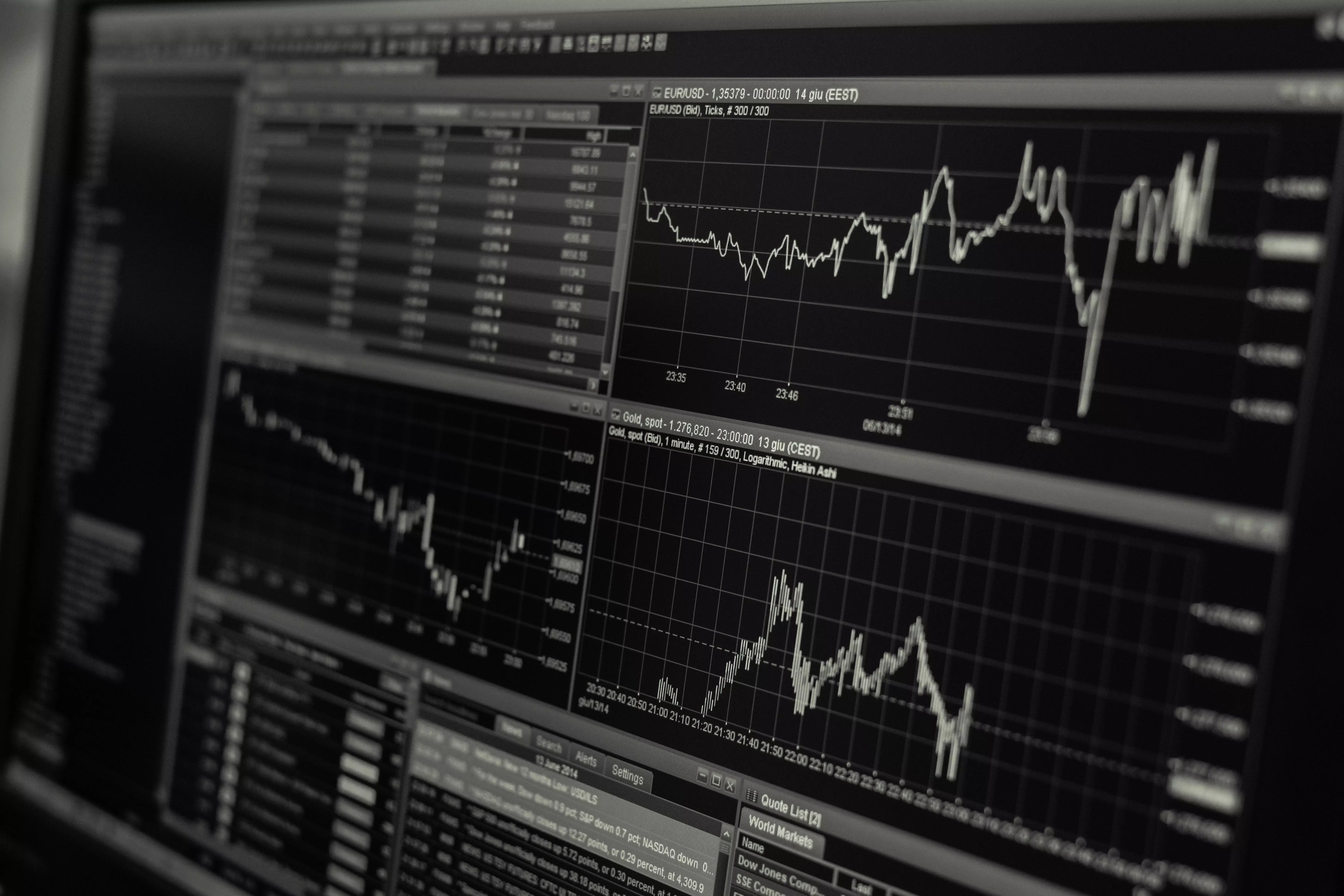 Dans le but de moderniser mon système de supervision, j'ai installé Telegraf afin de l'associer à InfluxDB et Grafana.
/supervision-avec-telegraf/monitoring.webp